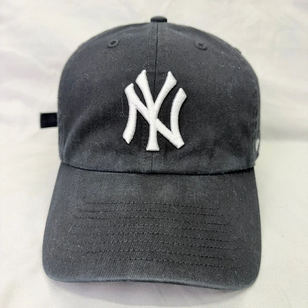 47 Brand New York Yankees Hat MLB Mens OSFA Black Adjustable Strapback Cap